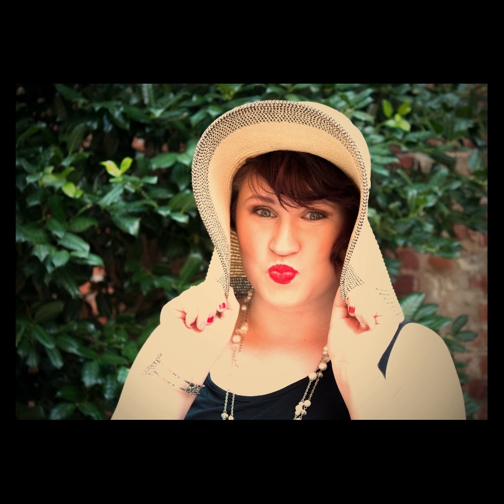 Meet your Posher, Becca